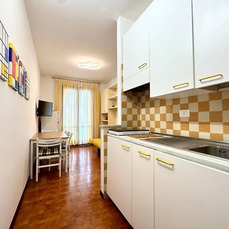 Family Torre Blanca 114 - Carraro Immobiliare Лидо-ди-Езоло